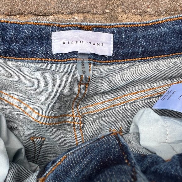 Risen high rise distressed/ripped jean shorts Size 13/31 - Picture 2 of 3